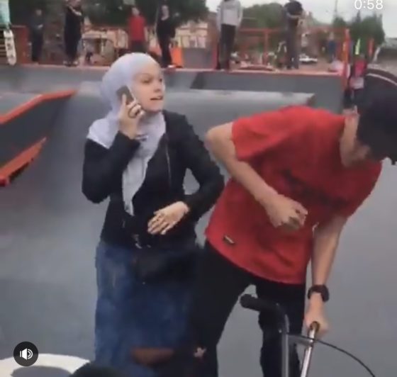 Новый конфликт на скейт-площадке в Рудном: полицейские установили личность женщины