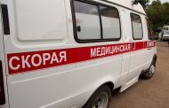 На ребёнка упала железная дверь. Мальчик скончался в больнице Лисаковска