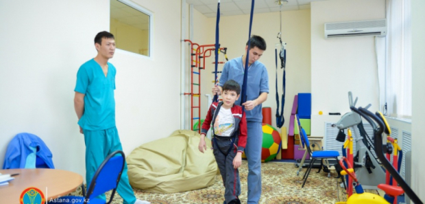 Бесплатная помощь детям с диагнозом ДЦП в Казахстане: как и где ее получить?