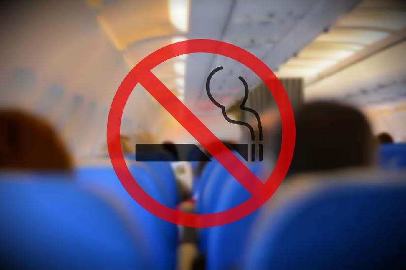 Ужесточить наказание за курение на борту самолетов хотят в Казахстане