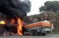 35 человек погибли в результате взрыва бензовоза в Нигерии