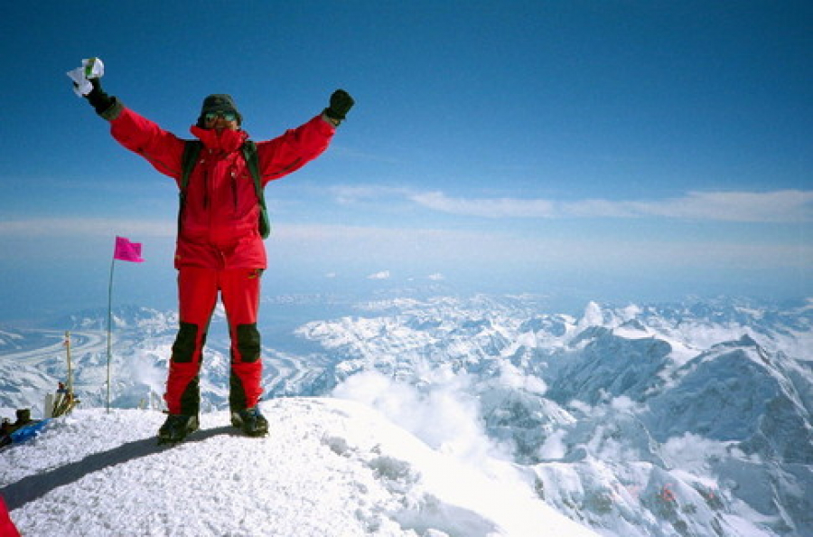 Альпинисты покорили 20 вершин в честь юбилея столицы
