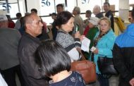 Казахстанцы «штурмуют» налоговые из-за боязни остаться без счетов в банках