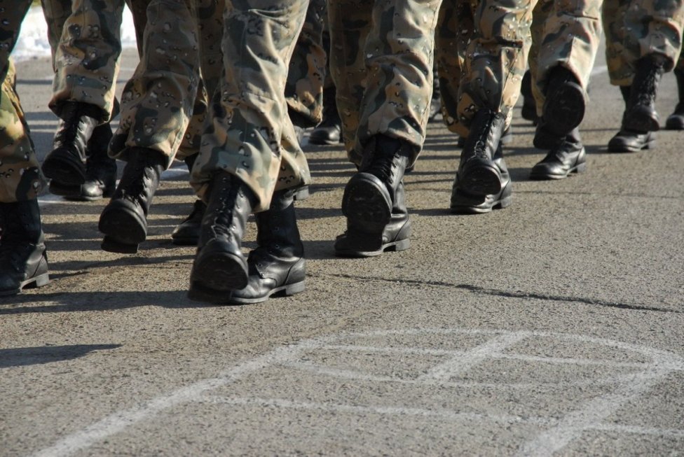 Более 20 командиров и их замов наказали за коррупцию в алматинских военкоматах