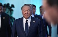 Назарбаев предложил духовным лидерам обратиться к людям с призывом о мире