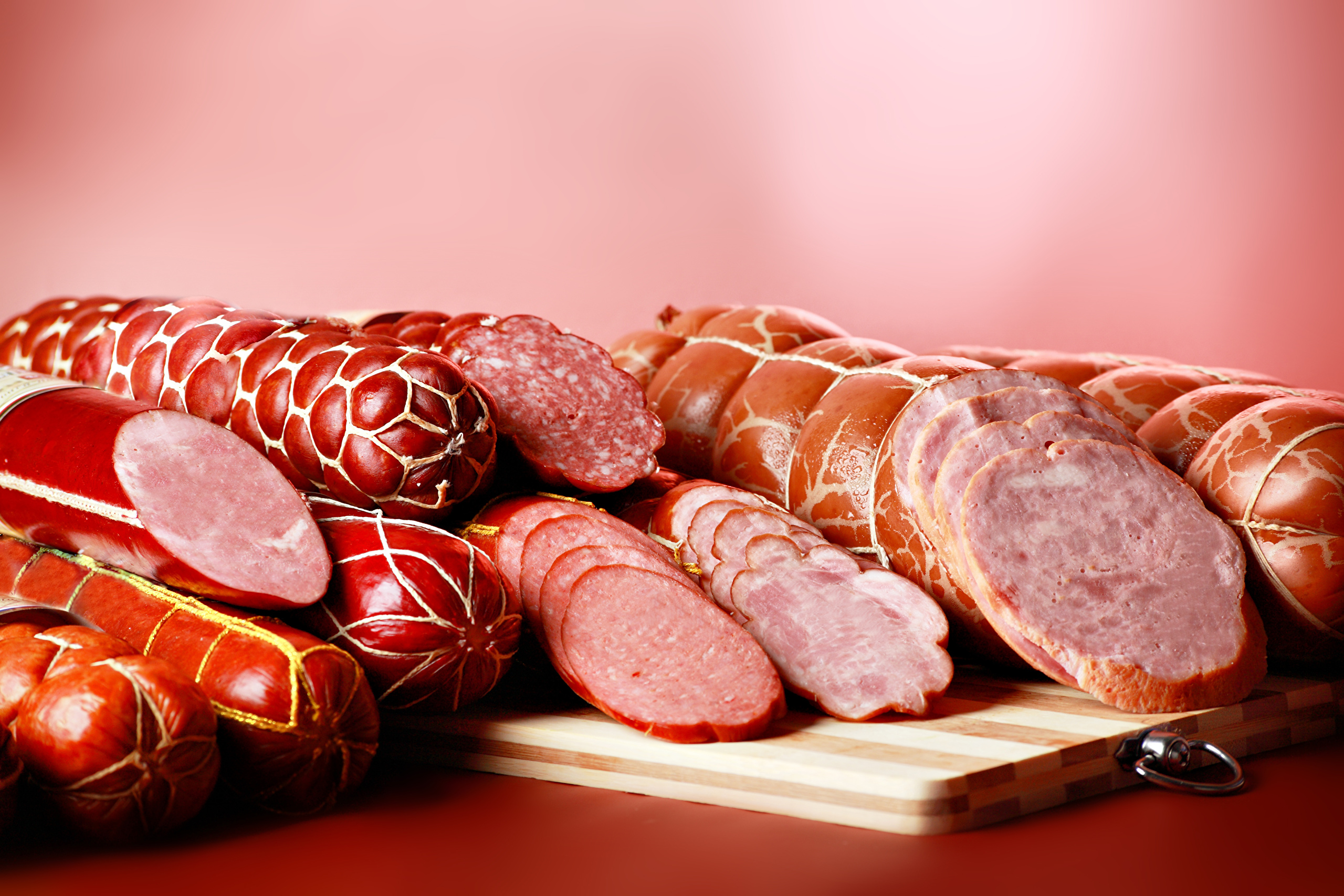 Почему в Казахстане заметно подорожало мясо