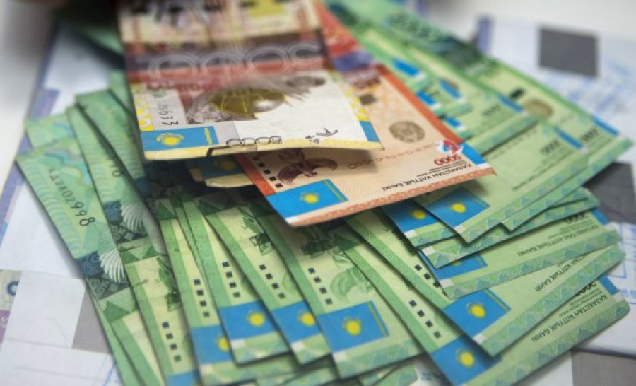 Нацбанк через месяц перестанет обменивать старые банкноты