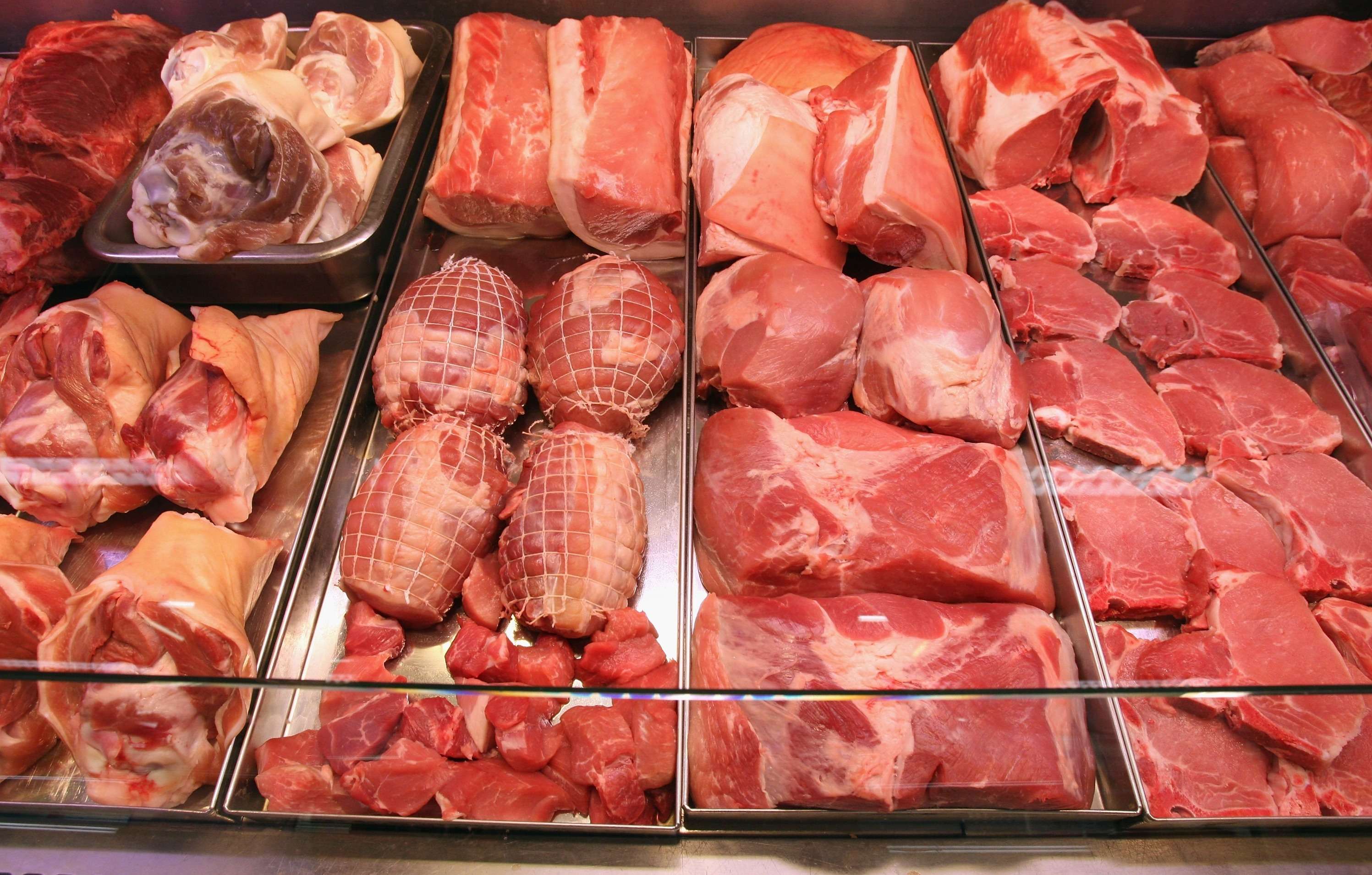 МСХ РК ввёло запрет на ввоз мясной продукции с пяти предприятий Кыргызстана