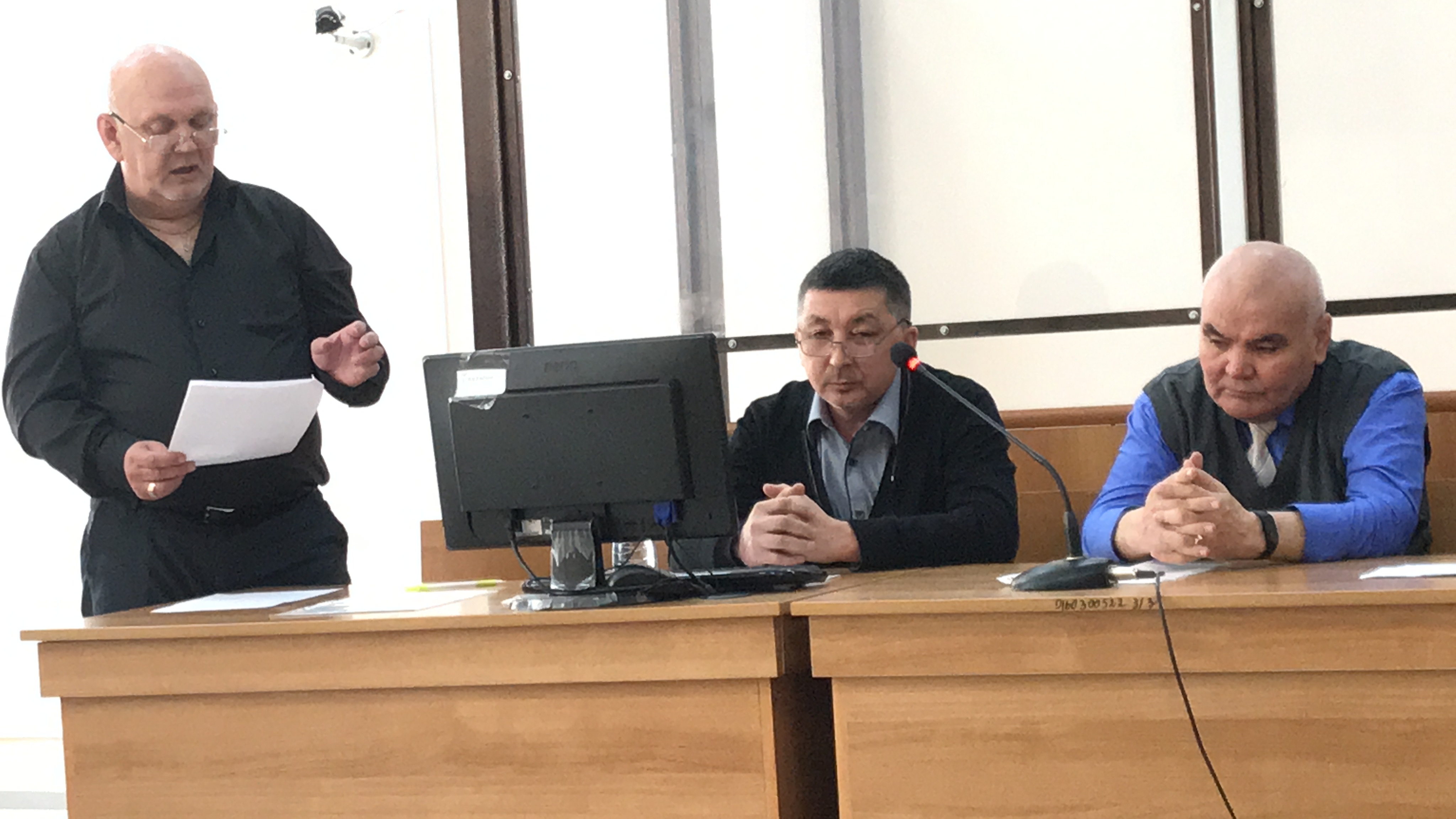 Родственники Дархана Каримова, погибшего в ДТП с участием маршрутного автобуса, намерены подать в суд на фирму-перевозчика