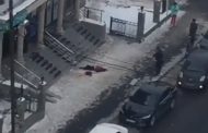 Женщину убило сосулькой в центре Алматы.