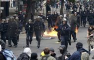 Парижская полиция применила слезоточивый газ