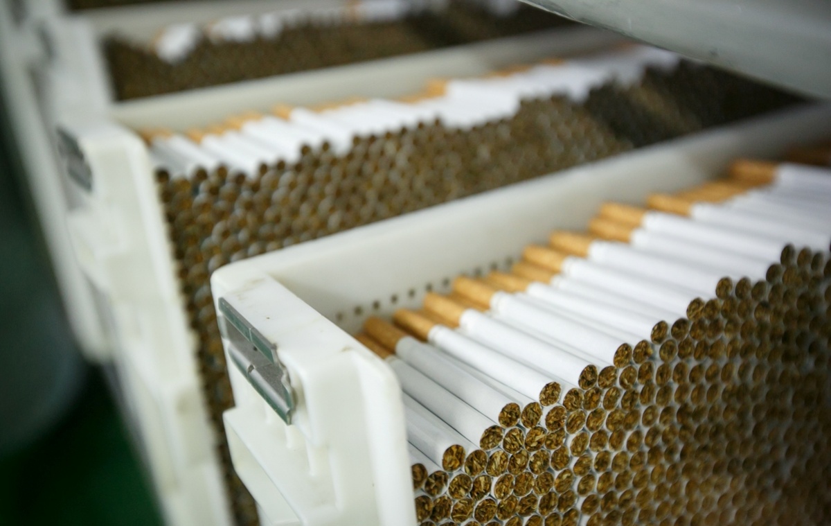 На границе таможенники задержали тонну контрабандного табака из Казахстана