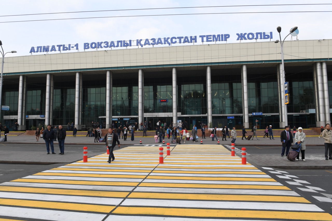 В Казахстане планируют построить железную дорогу в обход Алма-Аты