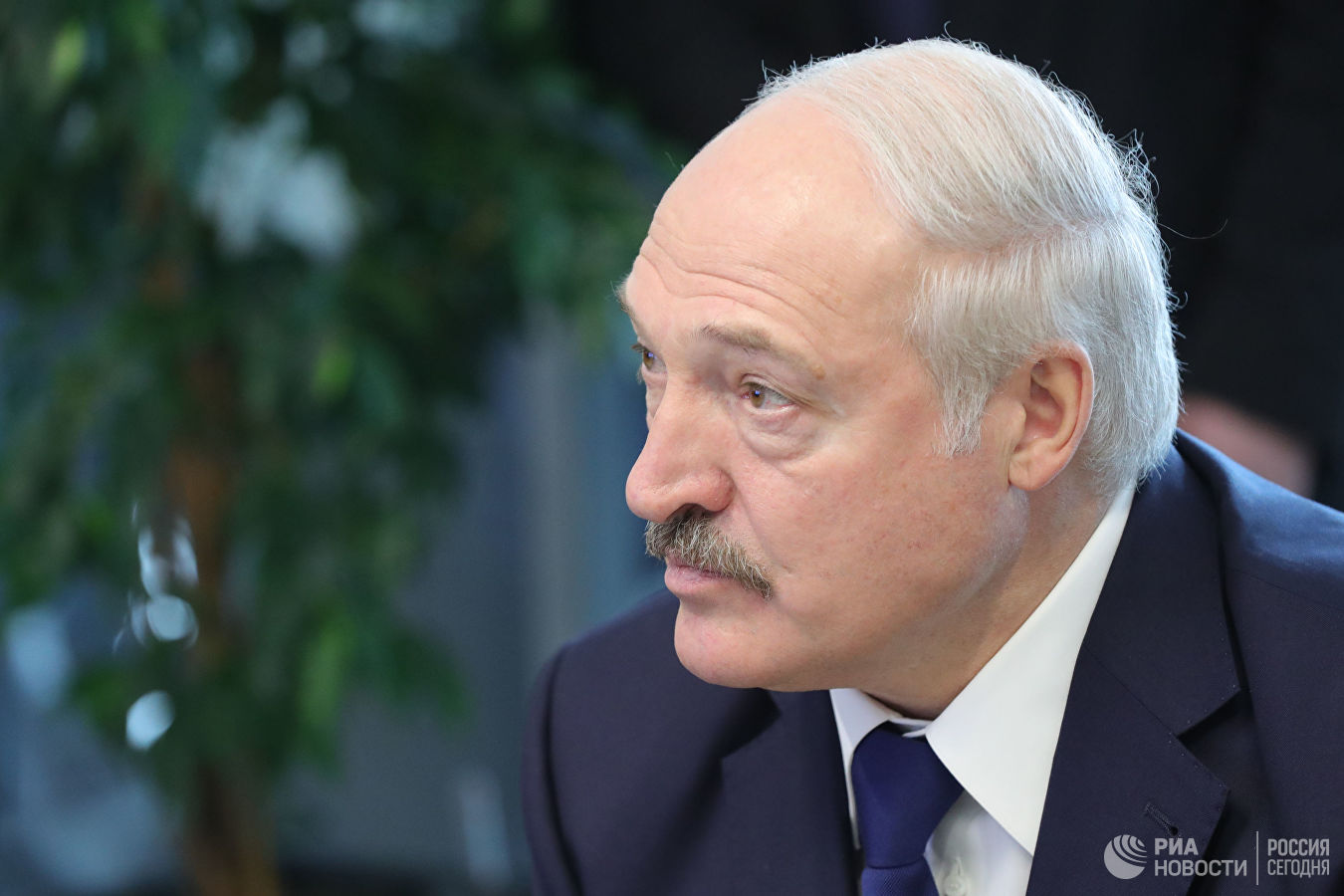 Лукашенко призвал активизировать переговоры о поставках нефти из Казахстана