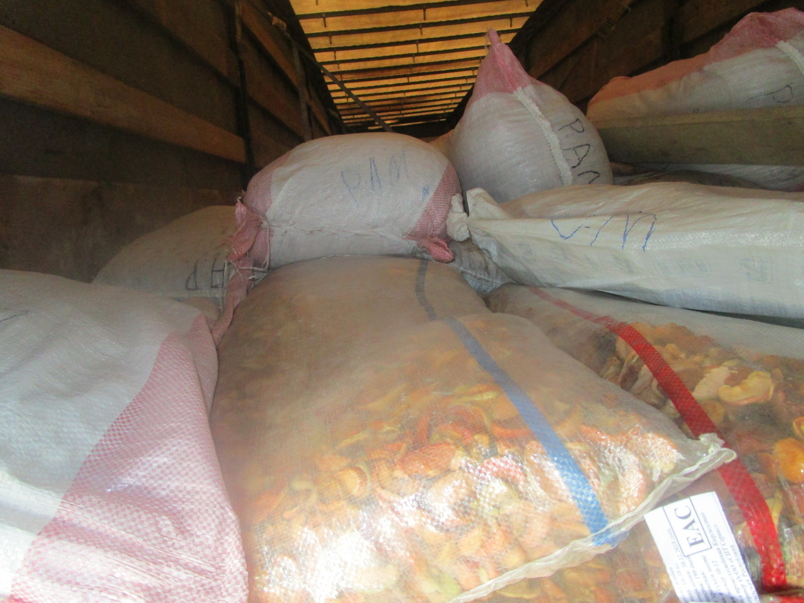 Машины с десятками тонн перца не доехали из Костаная в Челябинск