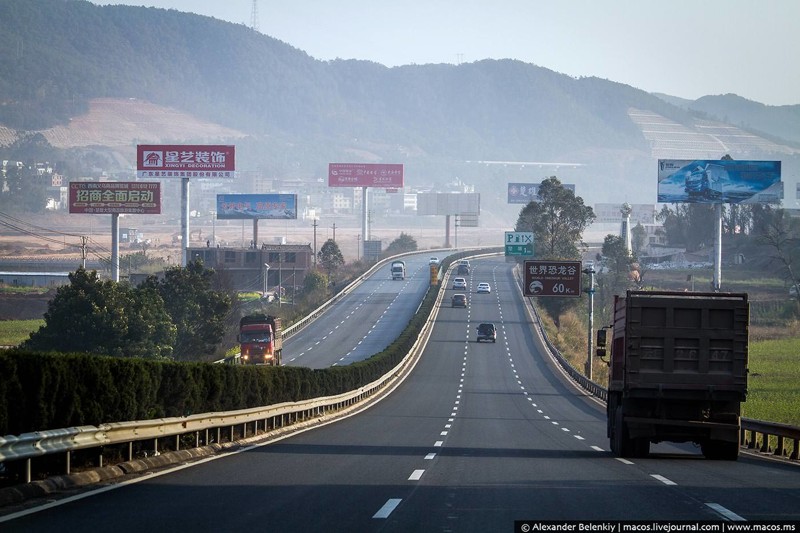 Китай предложил Казахстану согласовать транспортные программы развития