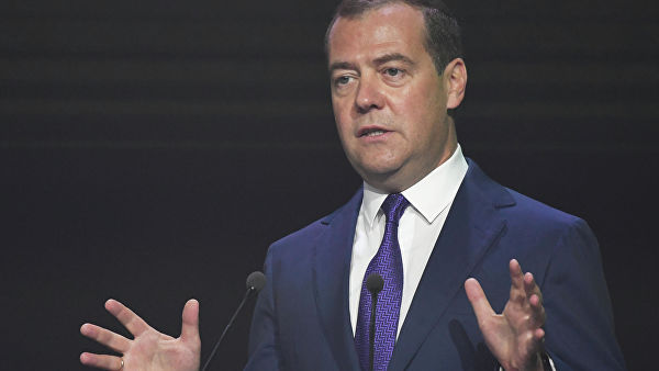 Медведев и премьер Казахстана обсудили взаимодействие в ЕАЭС