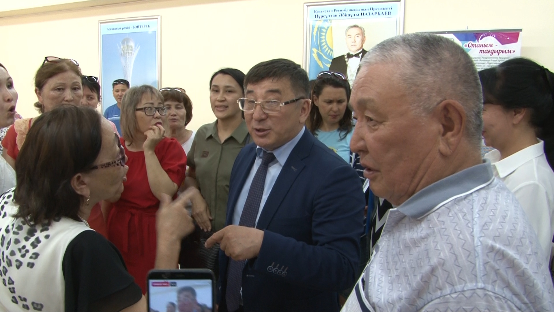 Заместитель акима области Марат Жундубаев обнадежил родителей учеников школы №24, заверив, что учебное заведение останется на прежнем месте