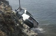 Житикаринец совершил самоубийство, съехав с обрыва в реку