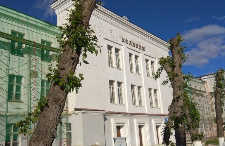 Ремонт Костанайского института Казахстанско-Российского университета закончился, так и не начавшись