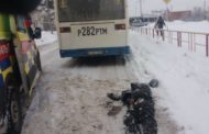Автобус насмерть сбил человека в Костанае в районе КСК