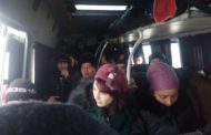 На границе задержали автобус, везший мигрантов на летней резине