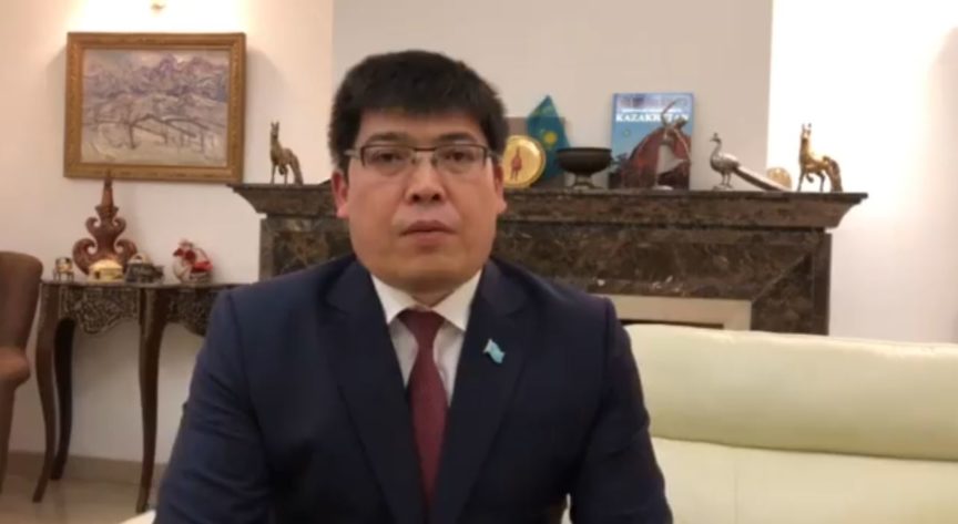 Посол Казахстана в Индии Ерлан Алимбаев сделал видео-обращение