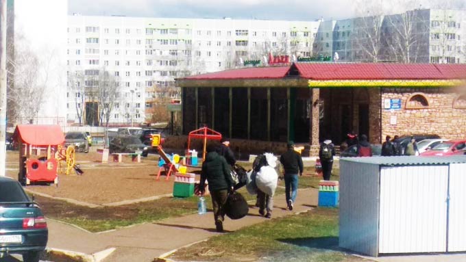 Прибывших в Нижнекамск рабочих из Казахстана выдворили из города