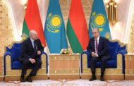 Лидеры Казахстана и Белоруссии обсудили День Победы и коронавирус