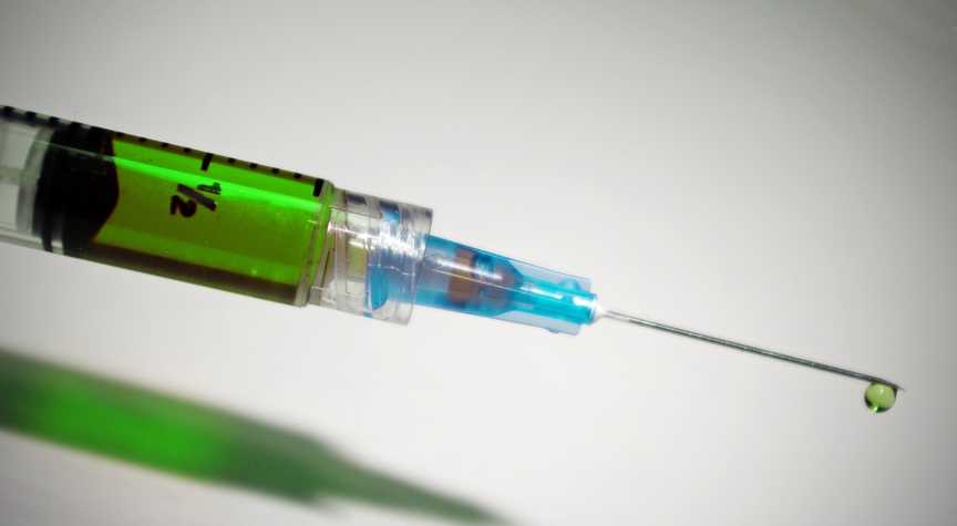 Обязательная вакцинация: зло или необходимость