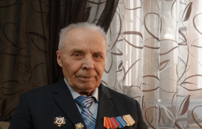 Ко Дню Победы ветерану из Костаная дали российское гражданство