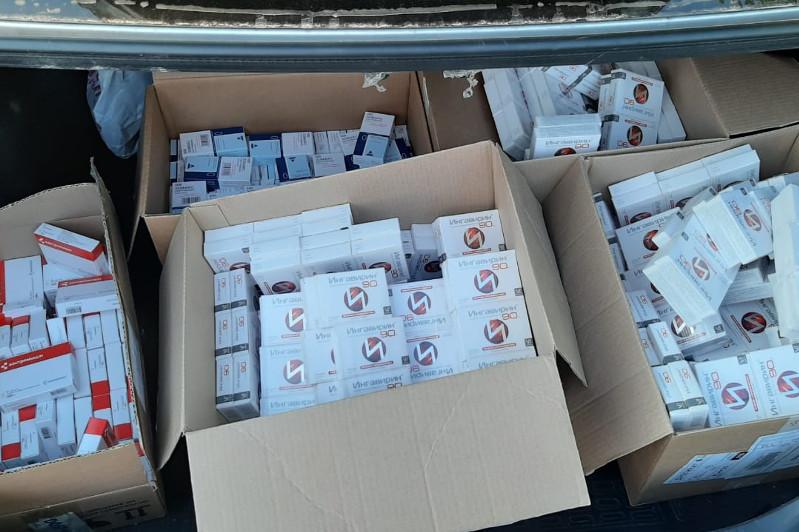 Лекарства и маски на 16 миллионов тенге изъяли в Нур-Султане