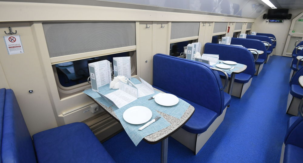 В поездах Казахстана снова заработали вагоны-рестораны
