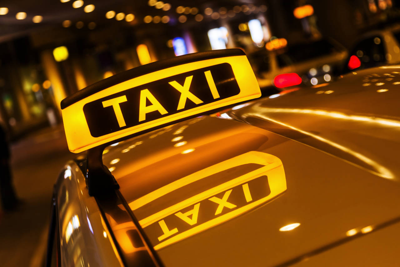 97% таксистов работают нелегально в Казахстане
