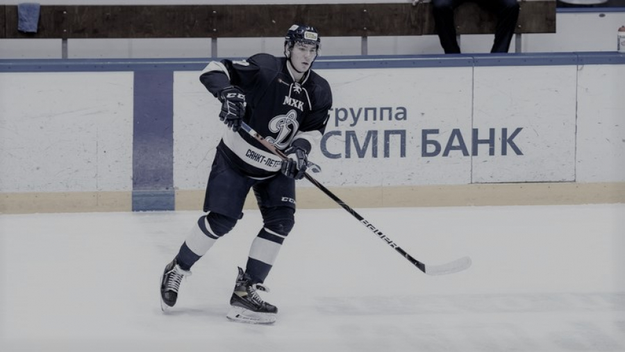 19-летний российский хоккеист умер после попадания шайбы в голову