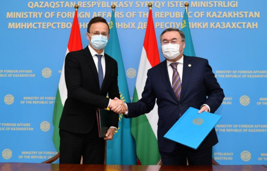 Министры иностранных дел Казахстана и Венгрии подписали ряд документов