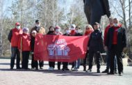 Члены Народной партии провели субботник возле памятника Ленина