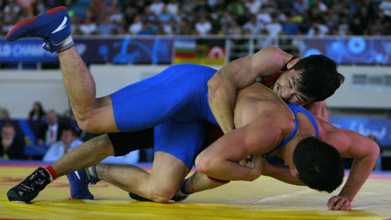 Казахстанские борцы завоевали три медали в Турции