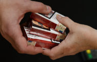 Сигареты исчезают с прилавков магазинов Казахстана