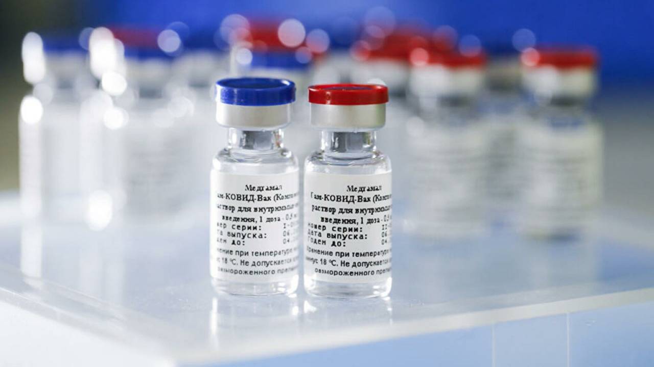 Минздрав РФ рекомендовал «Спутник V» для вакцинации онкобольных
