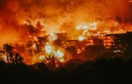 Лесной пожар уничтожил город со 150-летней историей в США