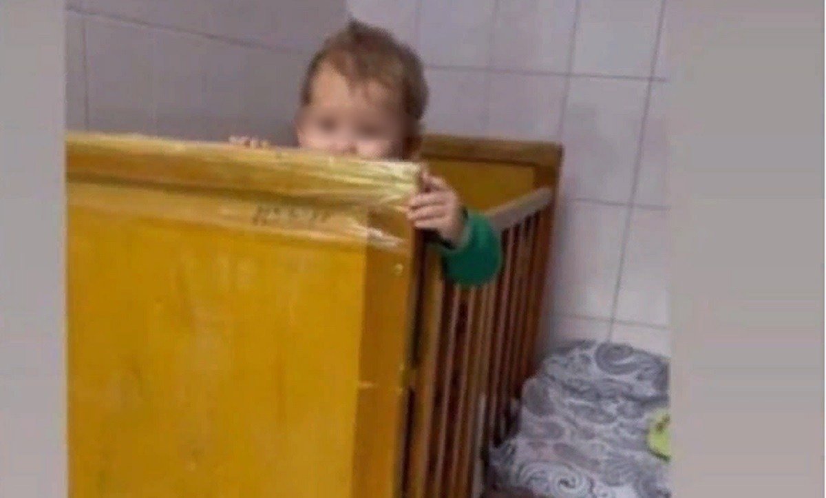 Мужчина бросил двухлетнего ребенка в алматинской больнице и скрылся