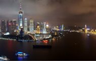 Шанхай закрывают на строгий локдаун из-за рекордной вспышки COVID-19