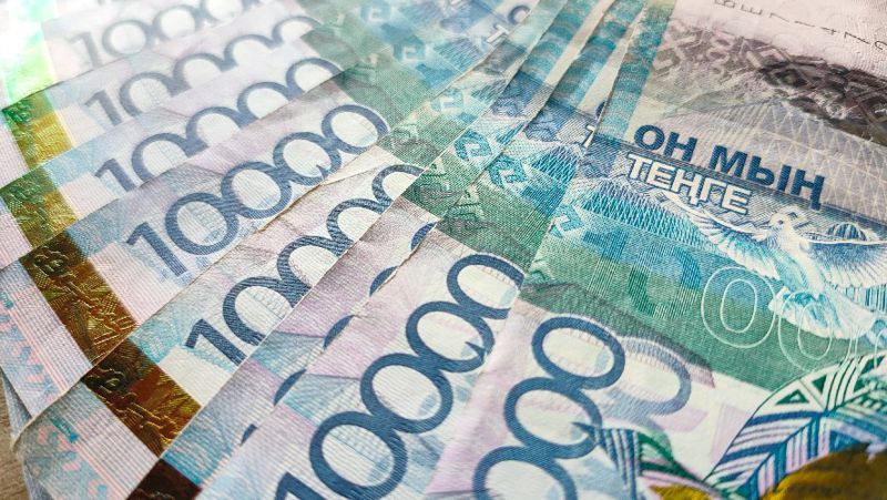 Более 24,3 млрд тенге должны казахстанцы по налогам