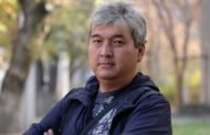 Политолог Данияр Ашимбаев считает, что в Казахстане уничтожается Народная партия Казахстан 