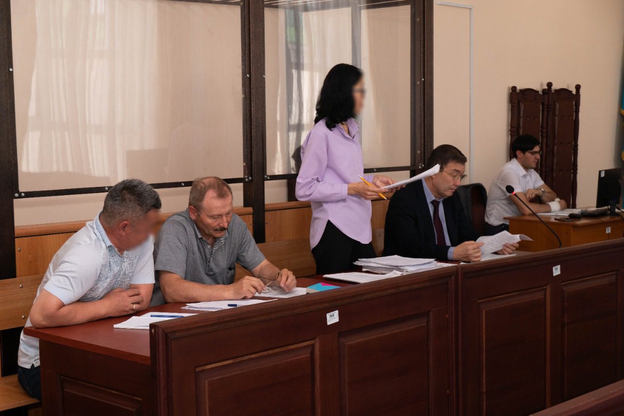 Подсудимая, экс-сотрудник банка Гульмира Дощанова дала показания в суде 