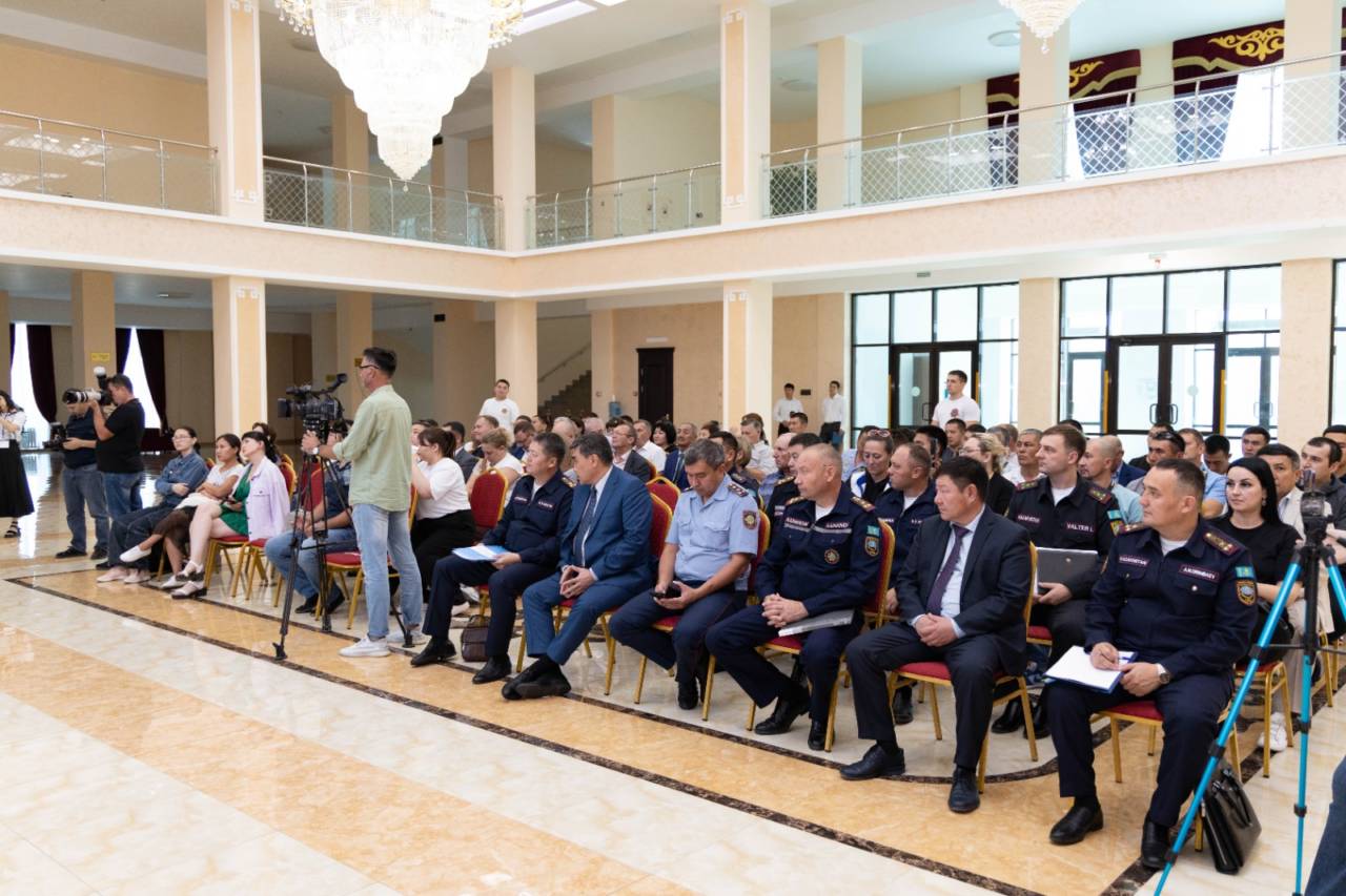 «Чего мы ждем? Гибели людей?» — депутат областного маслихата Александра Сергазинова обратилась к вице-министру по ЧС