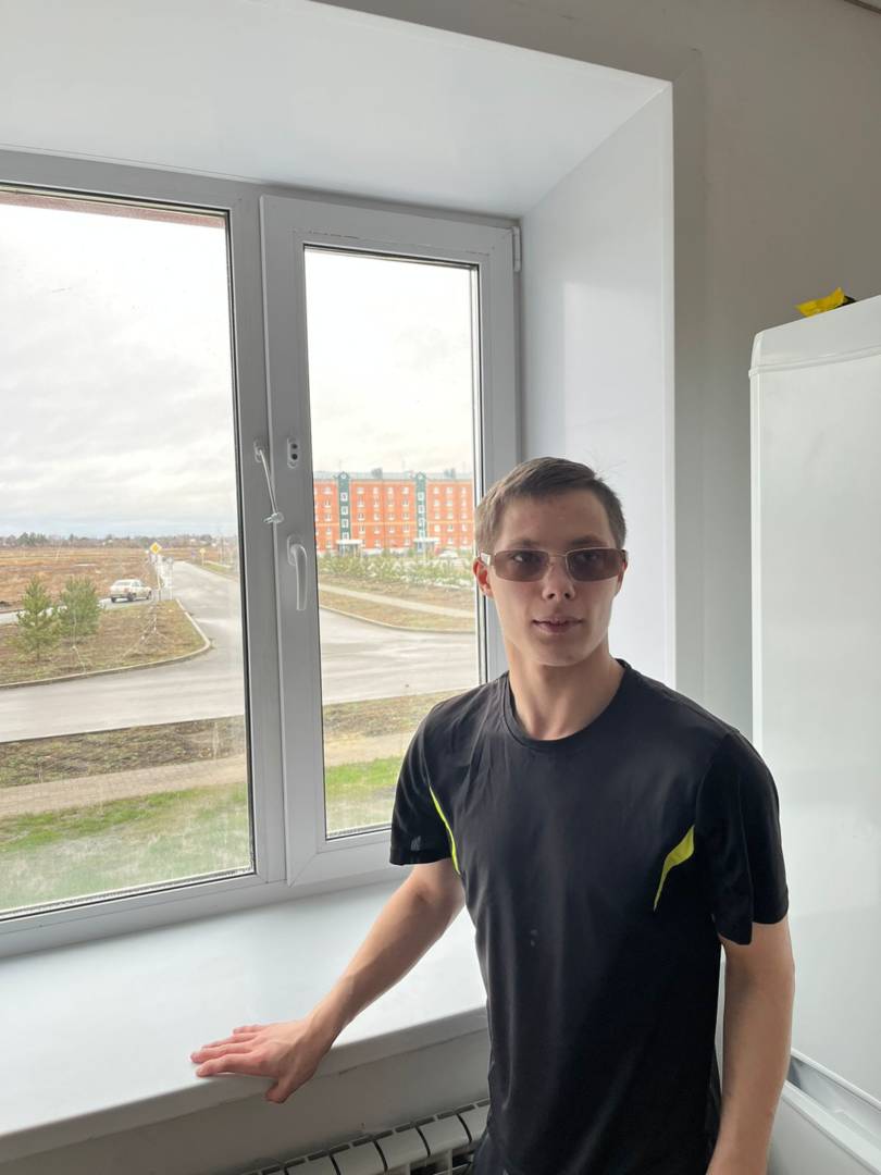 Костанаец Руслан Конакбаев, который ждал свою квартиру 10 лет, остался недоволен предоставленным жильем
