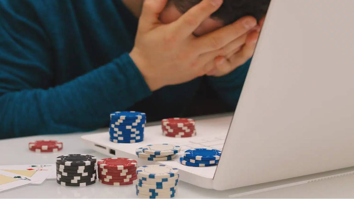 В мажилис поступил законопроект против лудомании. Что хотят запретить любителям азартных игр