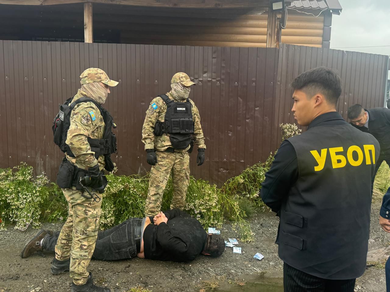 В Федоровском районе мужчина требовал у бывшего мужа своей супруги 1,5 млн тенге